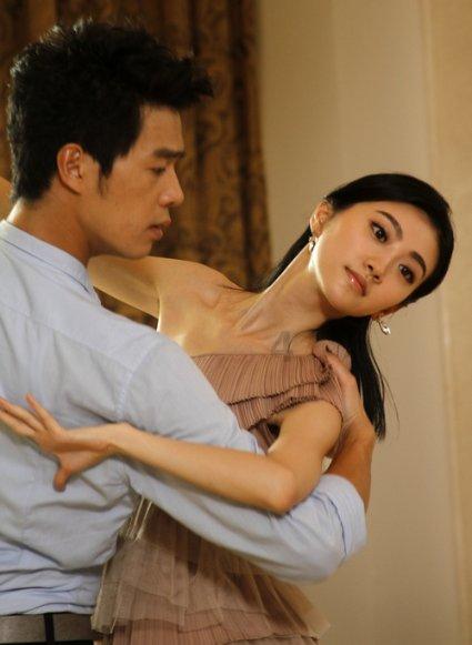 为什么很多90后都在靠信用卡、花呗等平台来生活？
