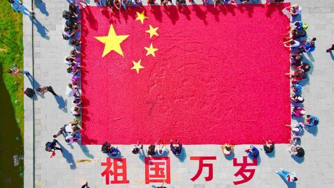 校园追星变形记