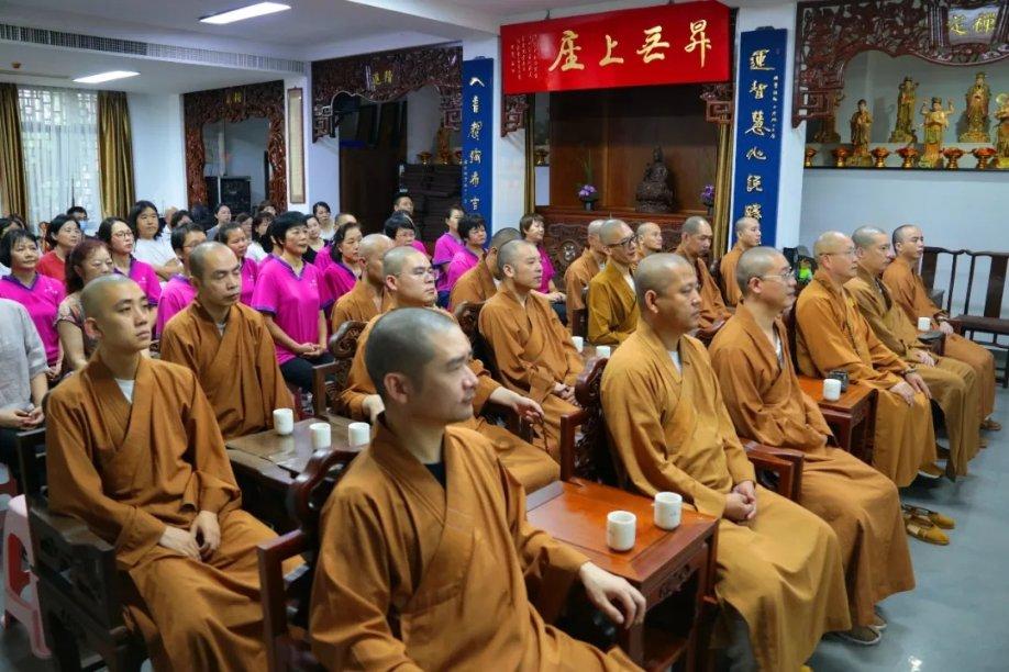 逃离冰淇淋世界
