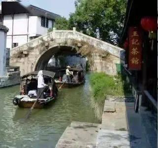 蝎子逃生之地