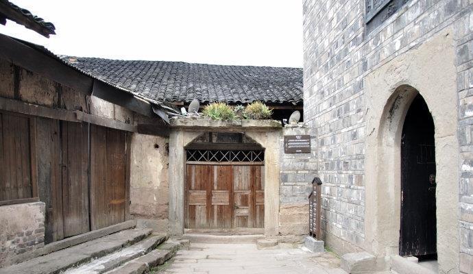 瓦伦托塔